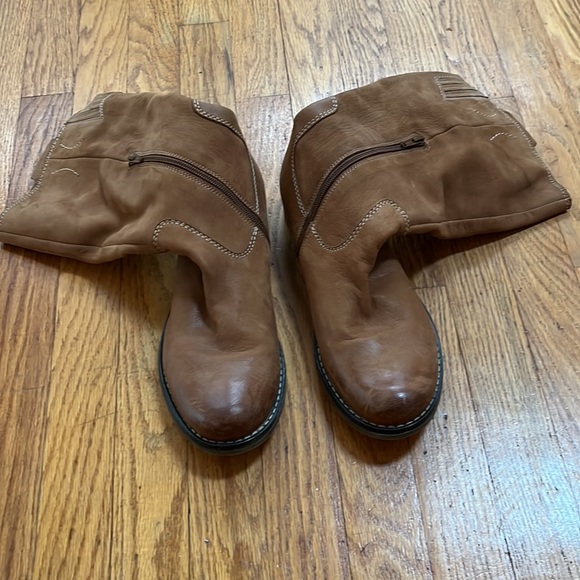 Leather mid calf boots - Picture 2 of 6